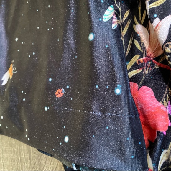 Blackmilk Fairytale Floral Velvet Robe - Picture 7 of 8